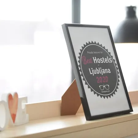 Ms Sparrow Hostel Lublaň