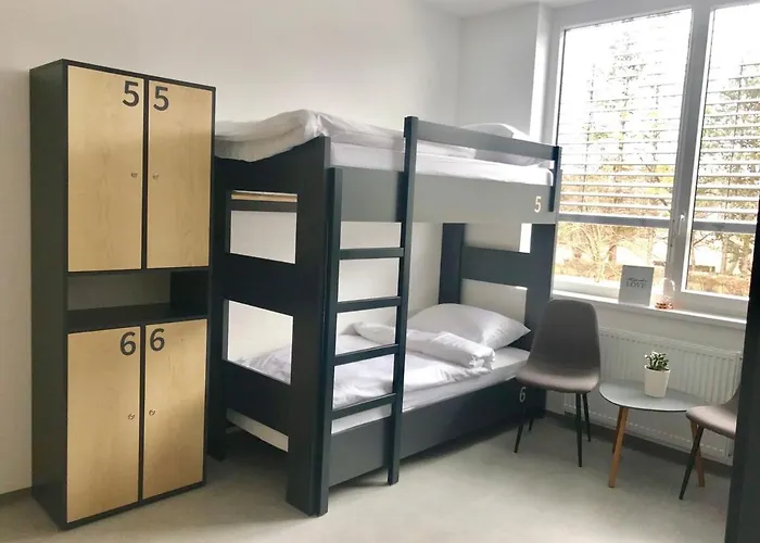 Ms 스패로 호스텔 *